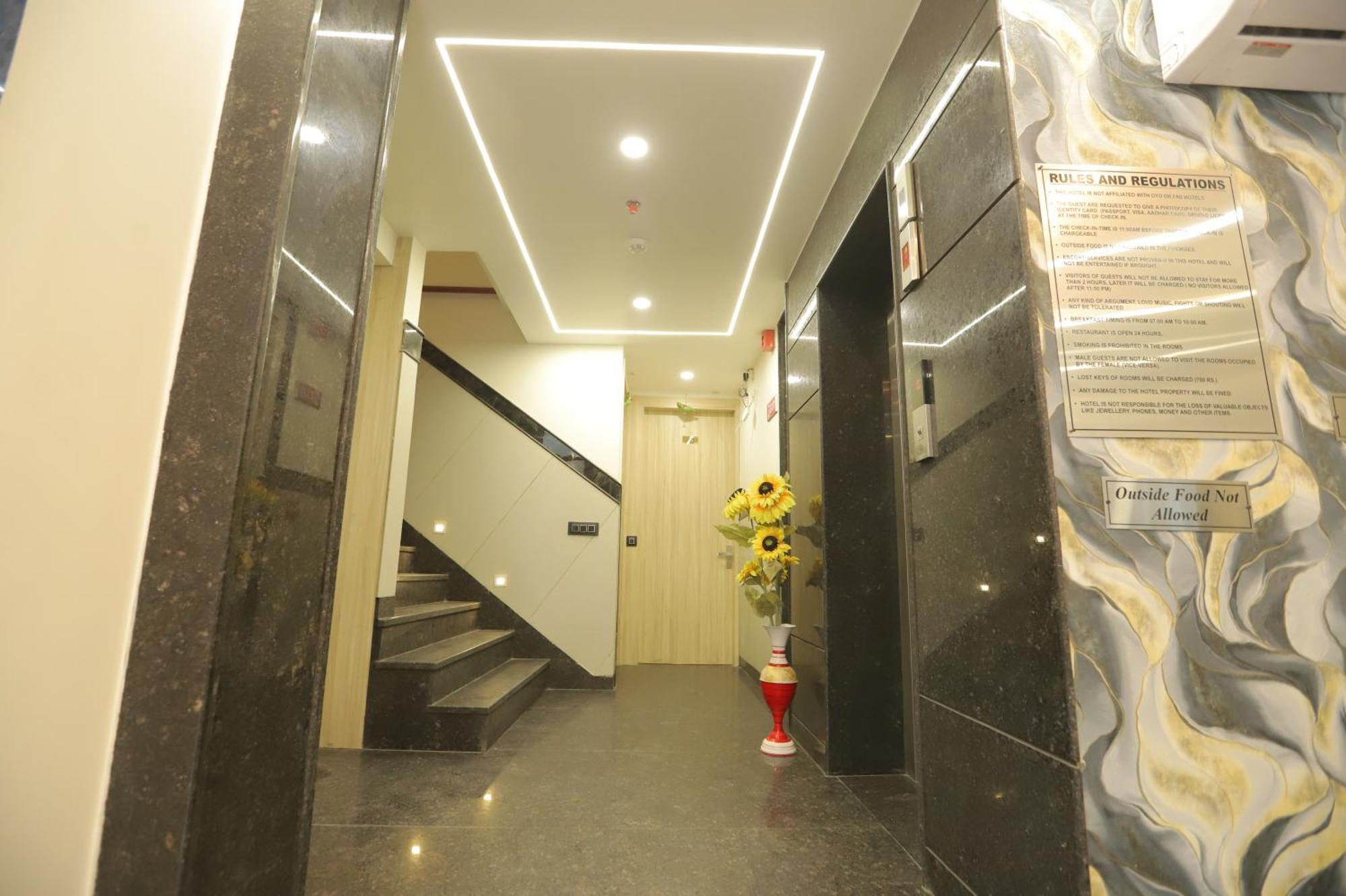 Zed Hotel - Delhi International Airport Neu-Delhi Exterior foto